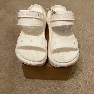 Crocs Classic Mega Crush 207989-100 Sandal Unisex 11W-13M White Casual Shoes NWT